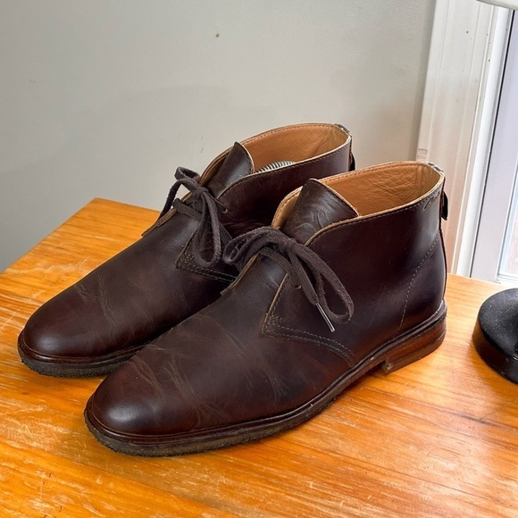 Clarks Men’s Clarkdale DBT Leather Desert Boot - Picture 2 of 16